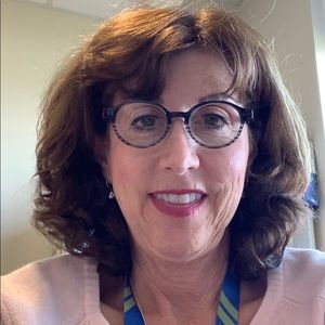 Meet your Posher, Renee